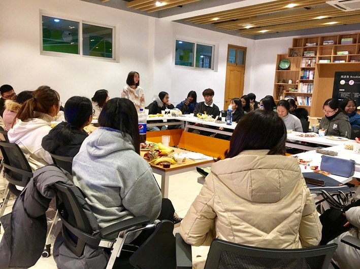 学生发言.jpg